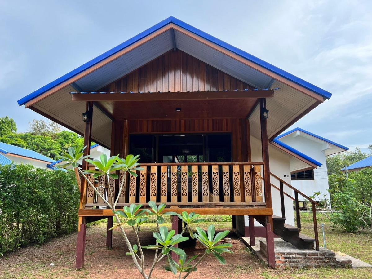 Koh Jum Paradise Resort Экстерьер фото